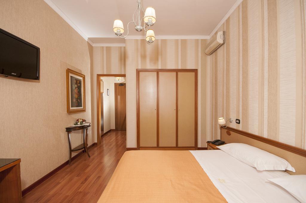 Hotel Ristorante Donato Calvizzano Esterno foto