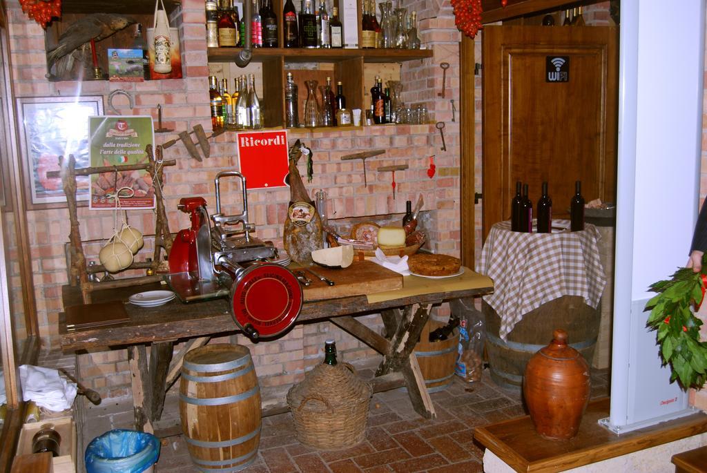 Hotel Ristorante Donato Calvizzano Esterno foto