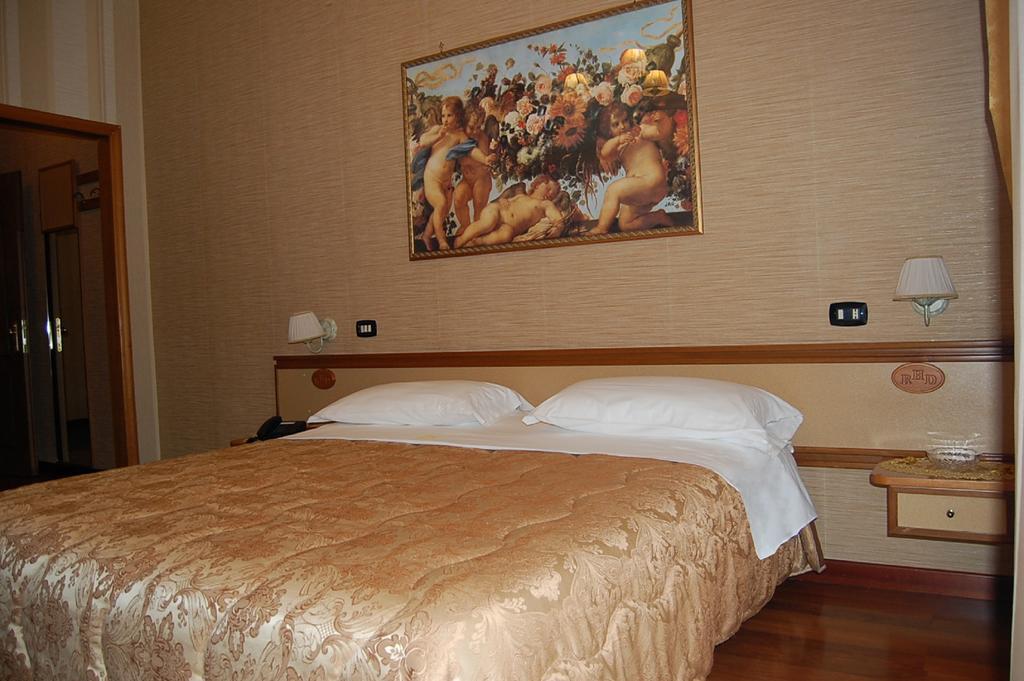 Hotel Ristorante Donato Calvizzano Esterno foto
