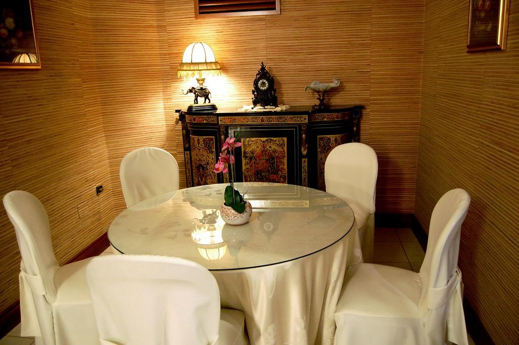 Hotel Ristorante Donato Calvizzano Esterno foto