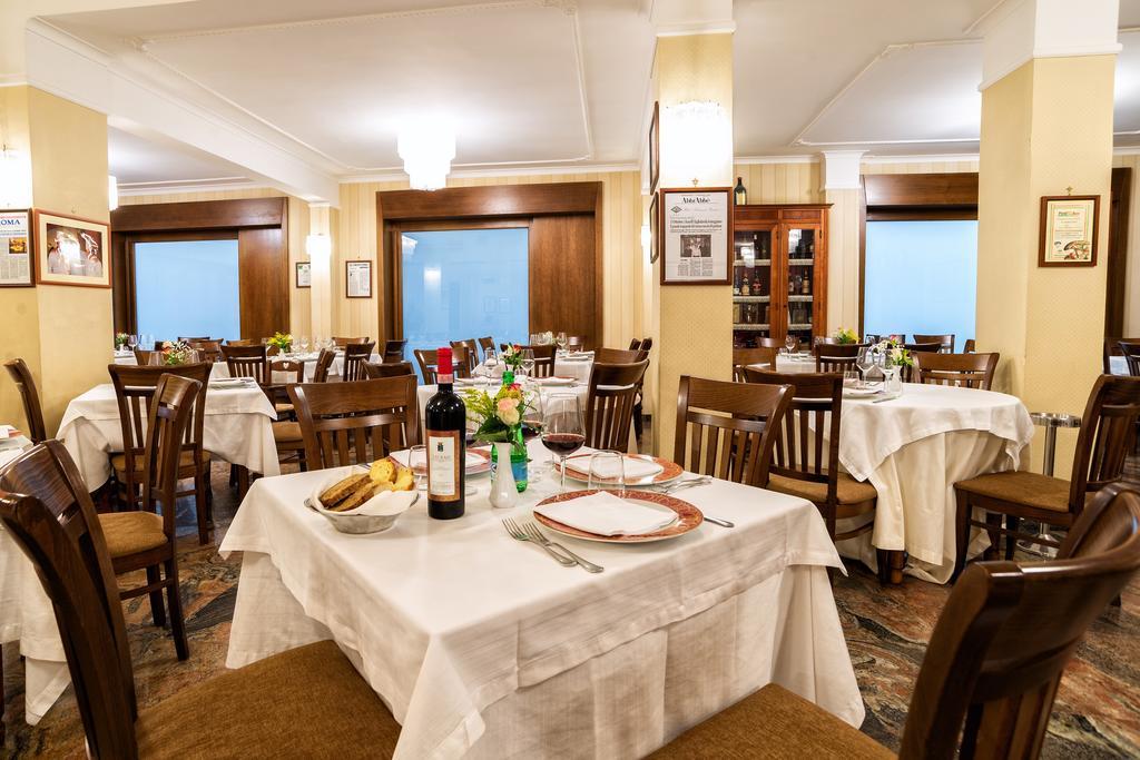 Hotel Ristorante Donato Calvizzano Esterno foto