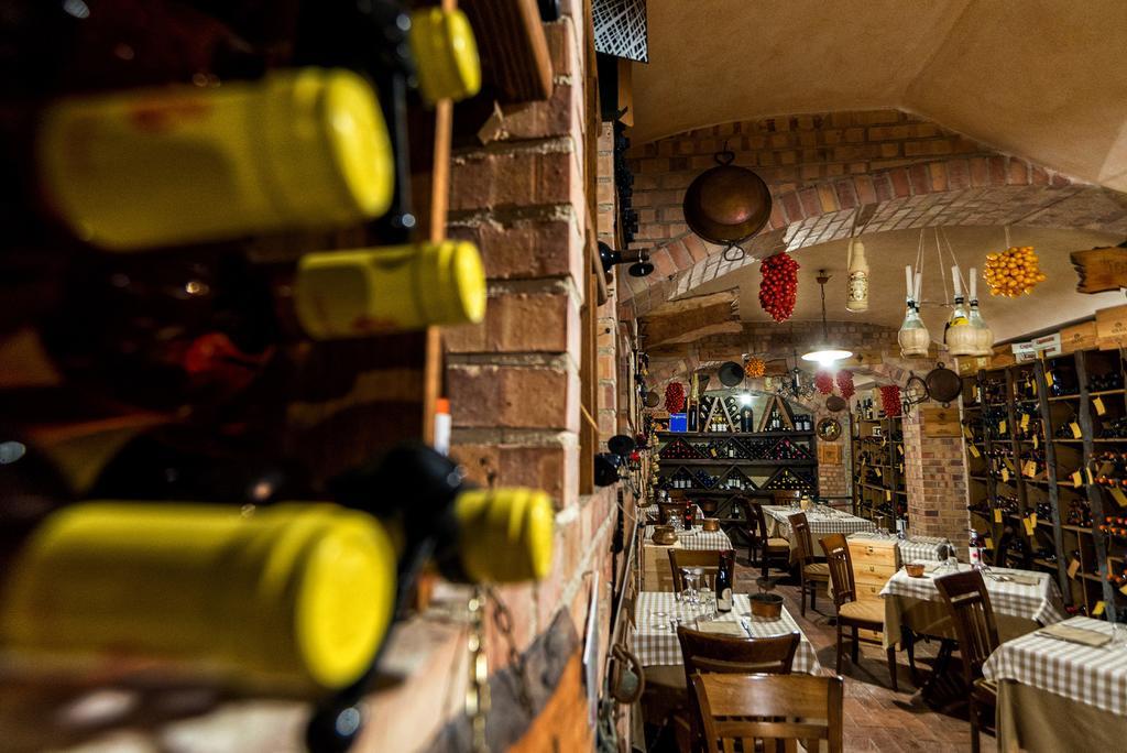 Hotel Ristorante Donato Calvizzano Esterno foto